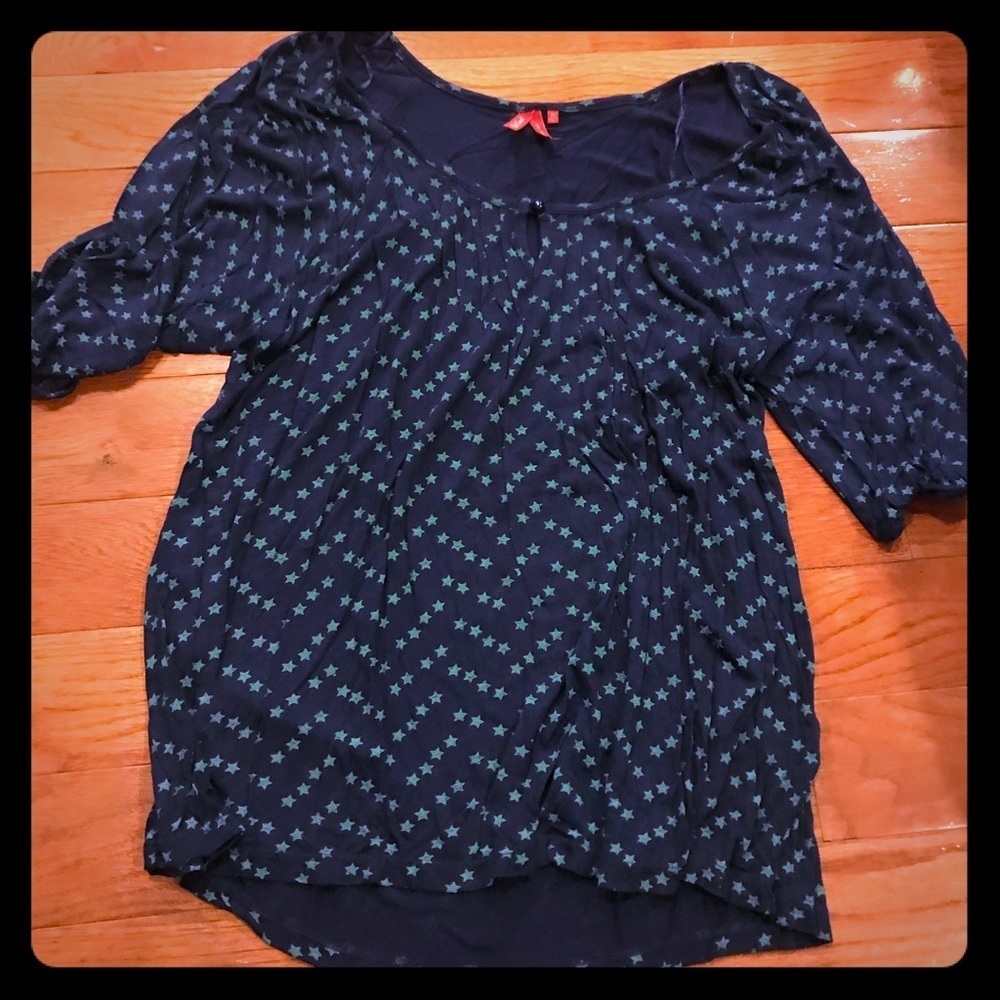 RED Camel star shirt